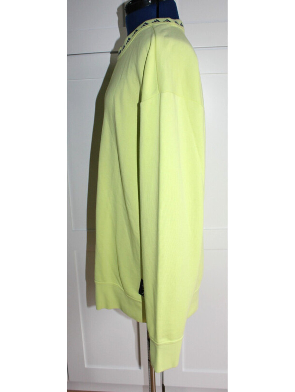 adidas Juventus FC Sweatshirt Mens Large L Signal Green Crewneck Soccer Pullover - Picture 5 of 14